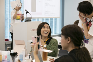 トランスジェンダー女性メイク講座